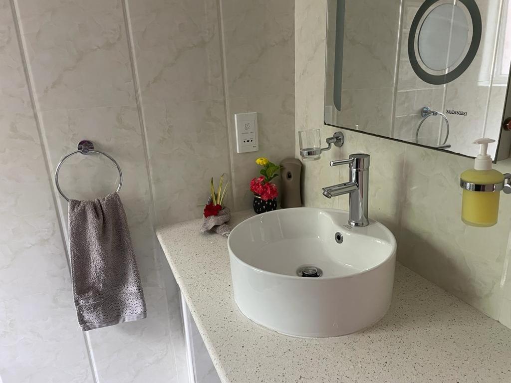 Mokara Holiday Apartment آنس رويال المظهر الخارجي الصورة